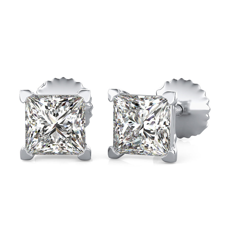 Princess Natural Diamond Heart Shaped Prong Prong Stud Earrings