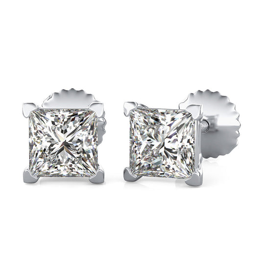 Princess Natural Diamond Heart Shaped Prong Prong Stud Earrings